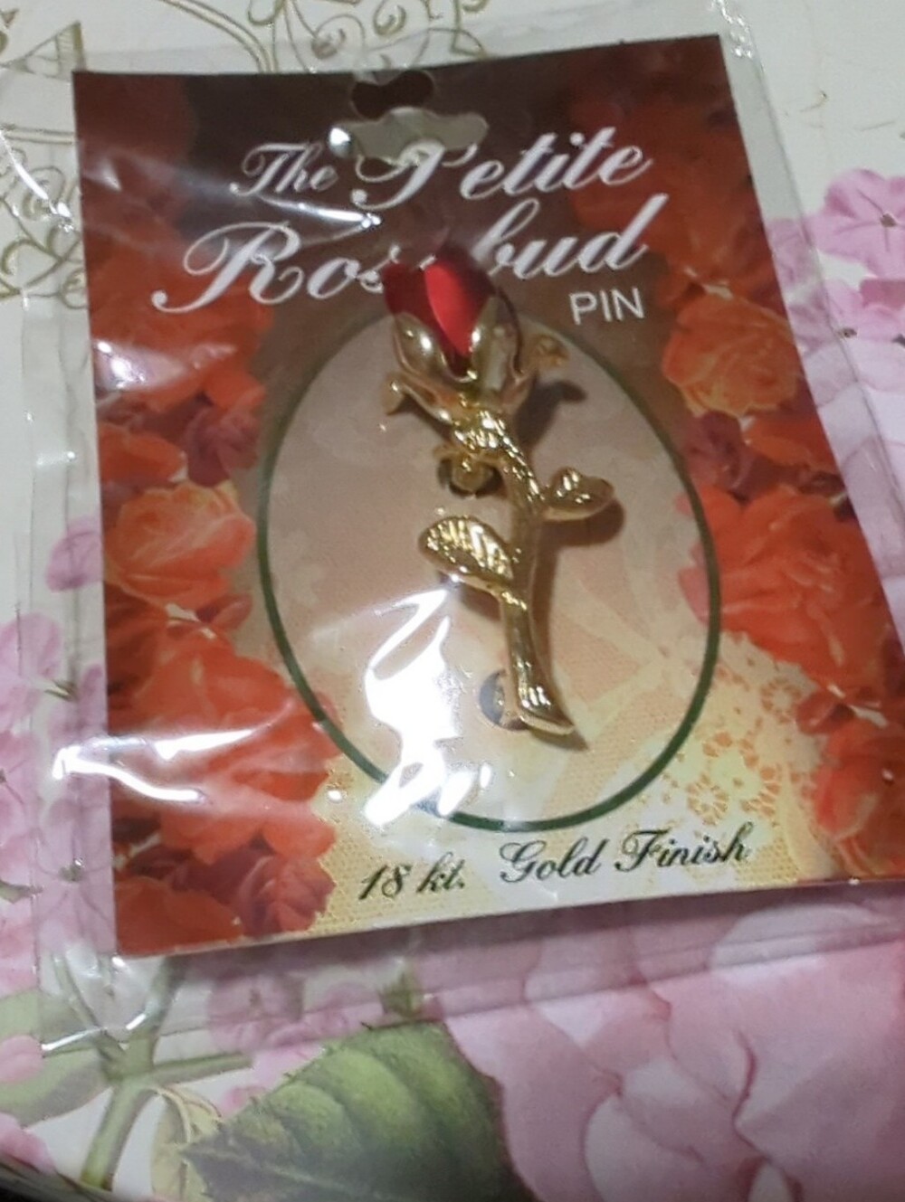 NWT The Petite Rosebud Pin. 18 Kt. Gold Finish - Picture 7 of 14